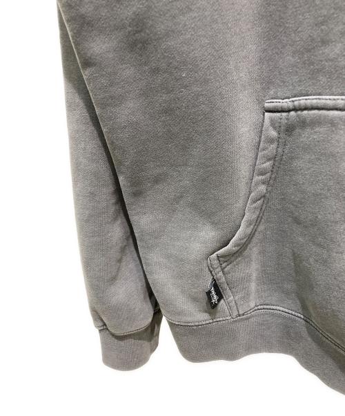 stussy（ステューシー）stussy (ステューシー) プルオーバーパーカー グレー サイズ:Ｍの古着・服飾アイテム