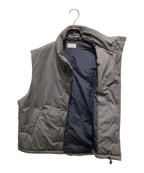 ATON（エイトン）ATON (エイトン) NYLON TWILL PADDED VEST グレー サイズ:4の古着・服飾アイテム