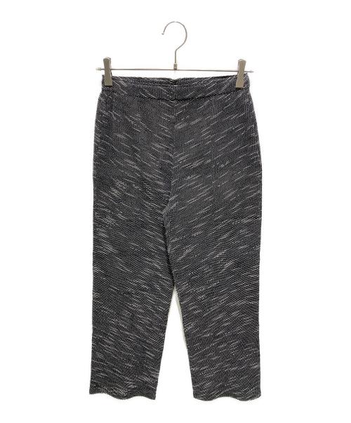 ISSEY MIYAKE（イッセイミヤケ）ISSEY MIYAKE (イッセイミヤケ) プリーツ加工パンツ グレー サイズ:2の古着・服飾アイテム