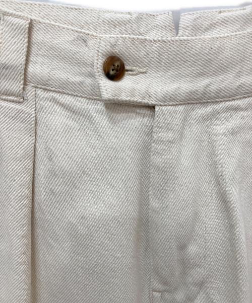 URU（ウル）URU (ウル) コットンワンタックパンツ ベージュ サイズ:1の古着・服飾アイテム