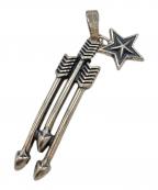 Cody Sandersonコディ・サンダーソン）の古着「TRIPLE ARROW STAR ネックレストップ」