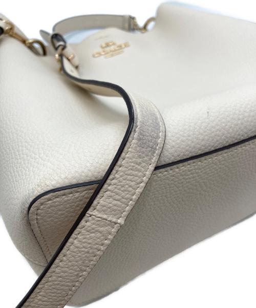 COACH（コーチ）COACH (コーチ) ショルダーバッグ アイボリーの古着・服飾アイテム