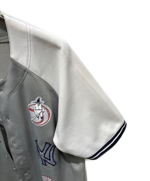 NIKE（ナイキ）NIKE (ナイキ) FUTURA (フューチュラ) be true ベースボールシャツ グレー サイズ:XLの古着・服飾アイテム