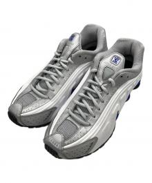 NIKE（ナイキ）の古着「SHOX R4　ショックス R4」｜グレー