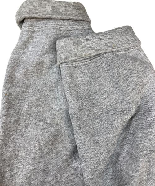 PLAY COMME des GARCONS（プレイコムデギャルソン）PLAY COMME des GARCONS (プレイコムデギャルソン) プルオーバーパーカー グレー サイズ:XLの古着・服飾アイテム