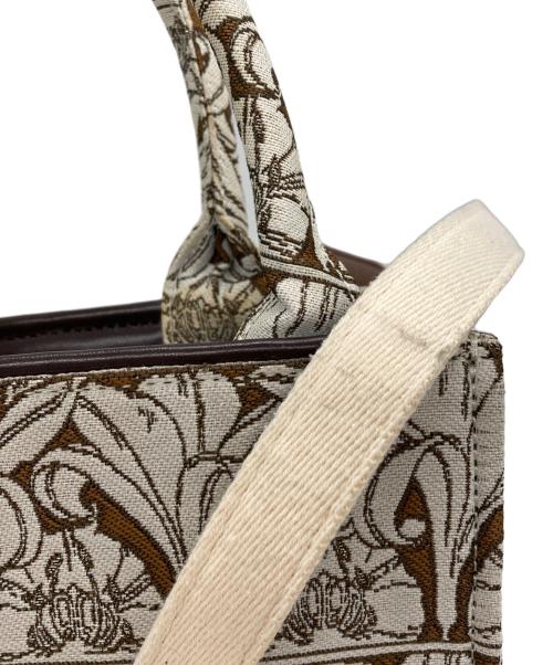 Mucha（ミュシャ）Mucha (ミュシャ) ジャガードフォンショルダーバッグ ベージュの古着・服飾アイテム