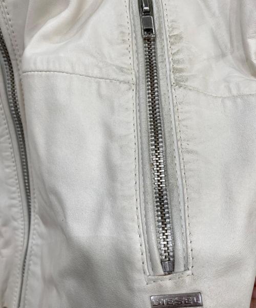 DIESEL（ディーゼル）DIESEL (ディーゼル) 加工フーデットレザージャケット ホワイト サイズ:Sの古着・服飾アイテム
