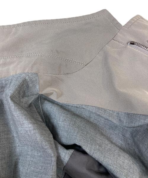 HERNO（ヘルノ）HERNO (ヘルノ) スタンドカラーミドルコート グレー サイズ:46の古着・服飾アイテム