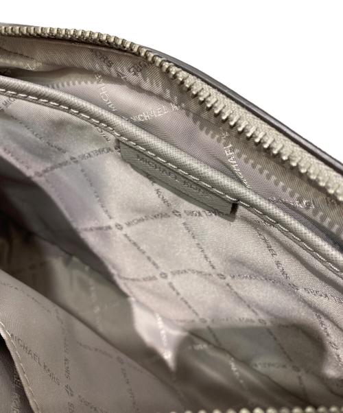 MICHAEL KORS（マイケル・コース）MICHAEL KORS (マイケル・コース) JET SETレザ－ショルダーバッグ グレーの古着・服飾アイテム