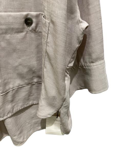 GRACE CONTINENTAL（（グレースコンチネンタル）GRACE CONTINENTAL (（グレースコンチネンタル) コクーンシルエットシャツ ベージュ サイズ:36の古着・服飾アイテム