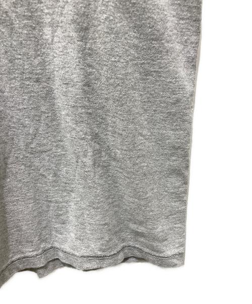 ISNESS MUSIC（イズネス ミュージック）ISNESS MUSIC (イズネス ミュージック) プリントTシャツ グレー サイズ:Fの古着・服飾アイテム