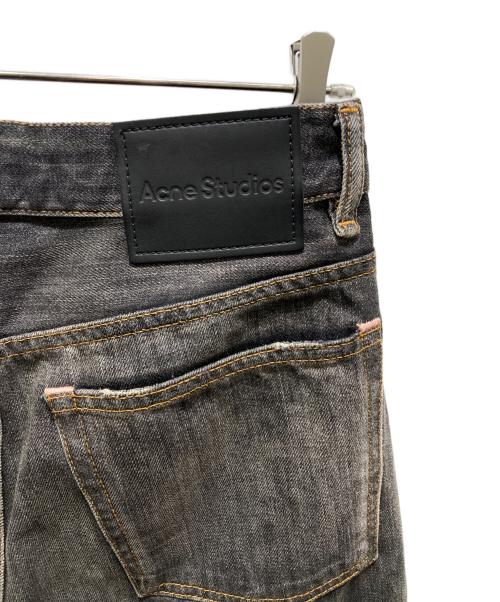 Acne studios（アクネ ストゥディオズ）Acne studios (アクネ ストゥディオズ) ルーズフィットジーンズ ブラック サイズ:28の古着・服飾アイテム