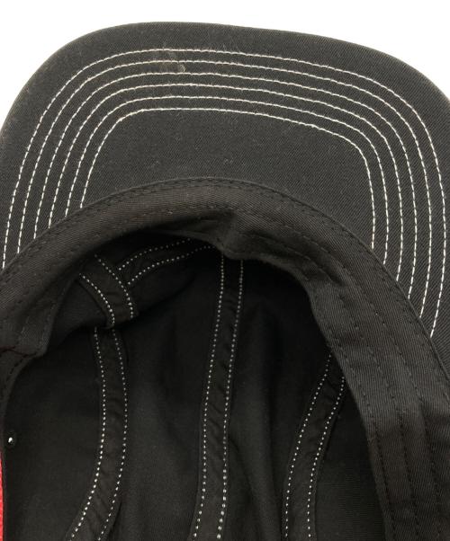SUPREME（シュプリーム）SUPREME (シュプリーム) fitted rear patch camp cap ブラックの古着・服飾アイテム