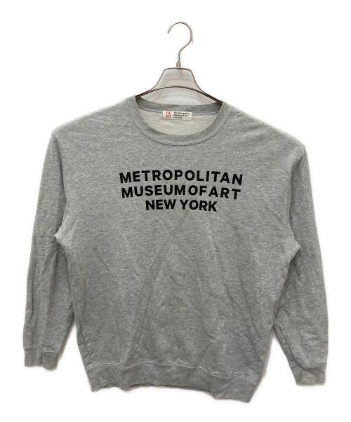 METROPOLITAN MUSEUM OF ART（メトロポリタンミュージアムオブアート）METROPOLITAN MUSEUM OF ART (メトロポリタンミュージアムオブアート) プリントクルーネックスウェット グレー サイズ:Lの古着・服飾アイテム