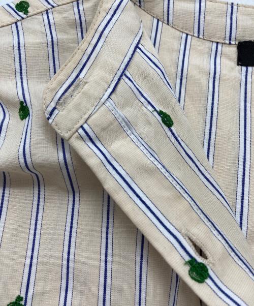 Marble SUD（マーブルシュッド）Marble SUD (マーブルシュッド) りんごストライプシャツ ベージュ サイズ:不明の古着・服飾アイテム