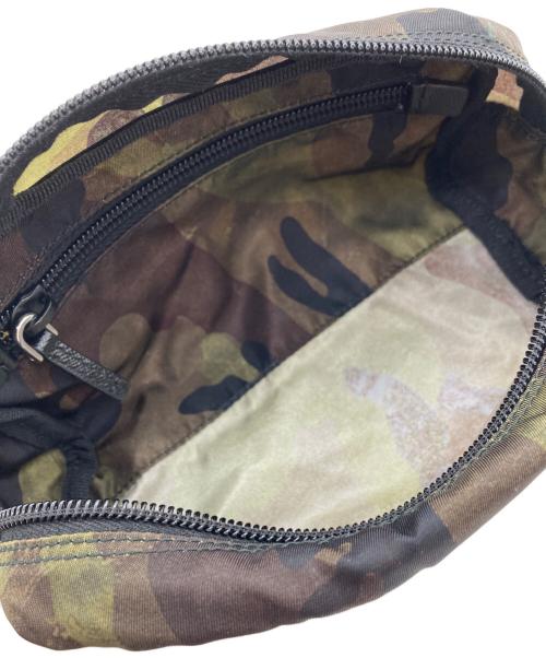 PRADA（プラダ）PRADA (プラダ) ナイロンポーチ カーキの古着・服飾アイテム