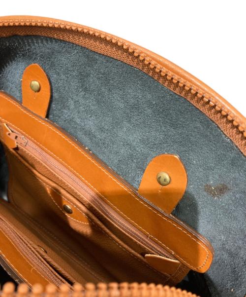 DOONEY&BOURKE（ドゥーニーアンドバーク）DOONEY&BOURKE (ドゥーニーアンドバーク) ハンドバッグ ブラックの古着・服飾アイテム