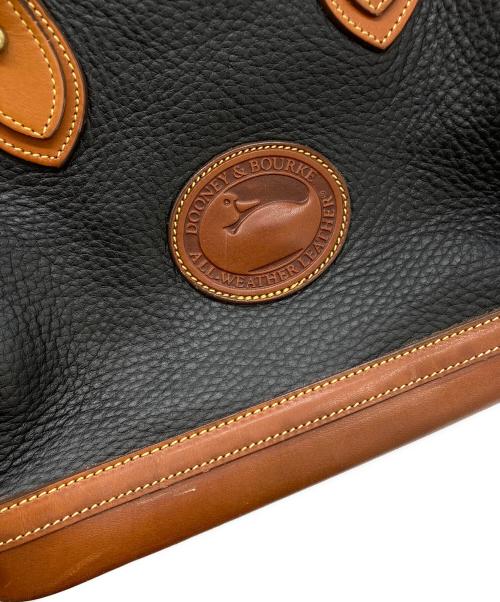 DOONEY&BOURKE（ドゥーニーアンドバーク）DOONEY&BOURKE (ドゥーニーアンドバーク) ハンドバッグ ブラックの古着・服飾アイテム