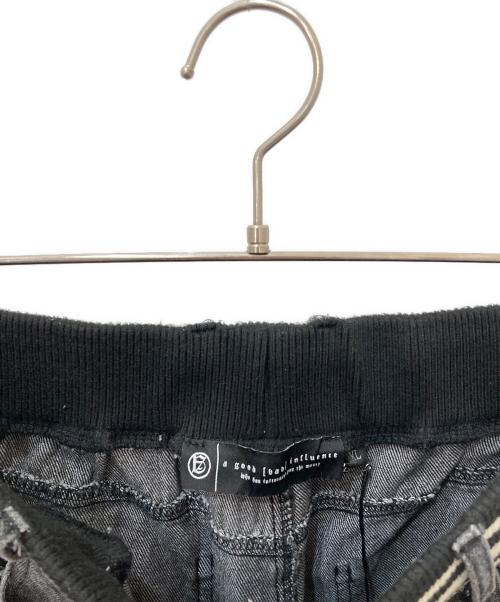 a good bad influence（アグッドバッドインフルエンス）a good bad influence (アグッドバッドインフルエンス) RELAX DENIM PANTS グレー サイズ:XL 未使用品の古着・服飾アイテム
