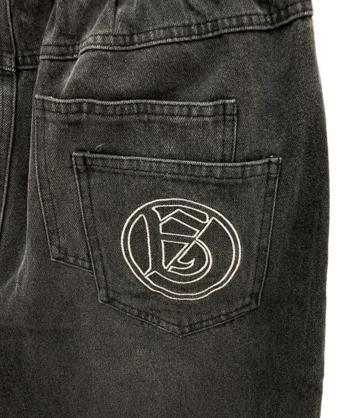 a good bad influence（アグッドバッドインフルエンス）a good bad influence (アグッドバッドインフルエンス) RELAX DENIM PANTS グレー サイズ:XL 未使用品の古着・服飾アイテム