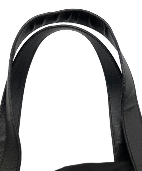 PRADA（プラダ）PRADA (プラダ) ナイロンハンドバッグ ブラックの古着・服飾アイテム