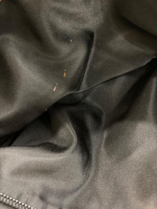 PRADA（プラダ）PRADA (プラダ) ナイロンハンドバッグ ブラックの古着・服飾アイテム