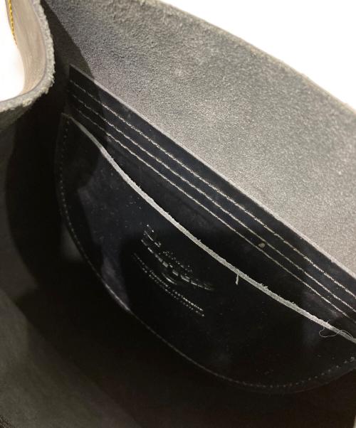 Dr.Martens（ドクターマーチン）Dr.Martens (ドクターマーチン) フリンジショルダーバッグ ブラックの古着・服飾アイテム