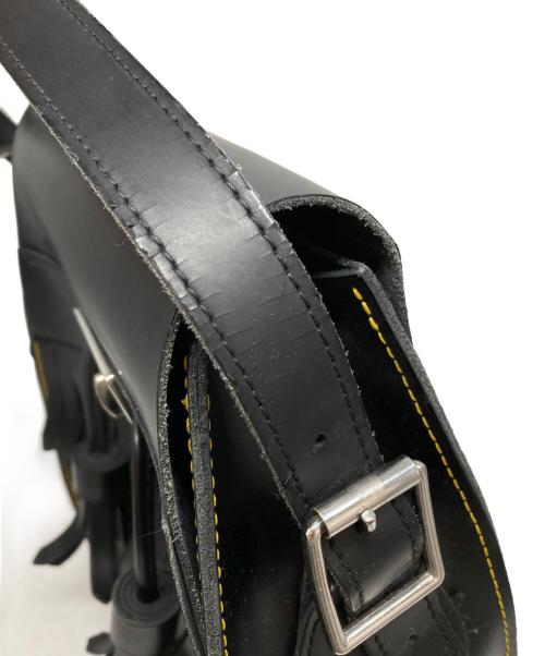 Dr.Martens（ドクターマーチン）Dr.Martens (ドクターマーチン) フリンジショルダーバッグ ブラックの古着・服飾アイテム