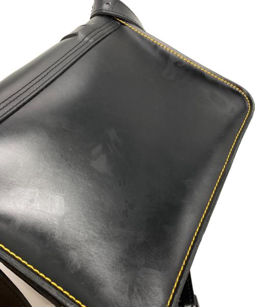 Dr.Martens（ドクターマーチン）Dr.Martens (ドクターマーチン) ダブルベルトショルダーバッグ ブラックの古着・服飾アイテム