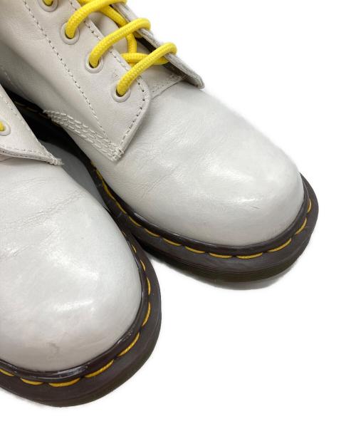 Dr.Martens（ドクターマーチン）Dr.Martens (ドクターマーチン) 8ホールブーツ ホワイト サイズ: UK6の古着・服飾アイテム