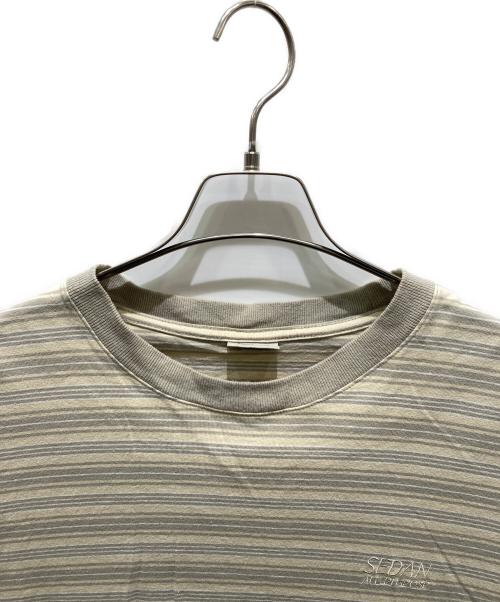 SEDAN ALL-PURPOSE（セダンオールパーパス）SEDAN ALL-PURPOSE (セダンオールパーパス) Striped S/S Tee ベージュ サイズ:XXLの古着・服飾アイテム