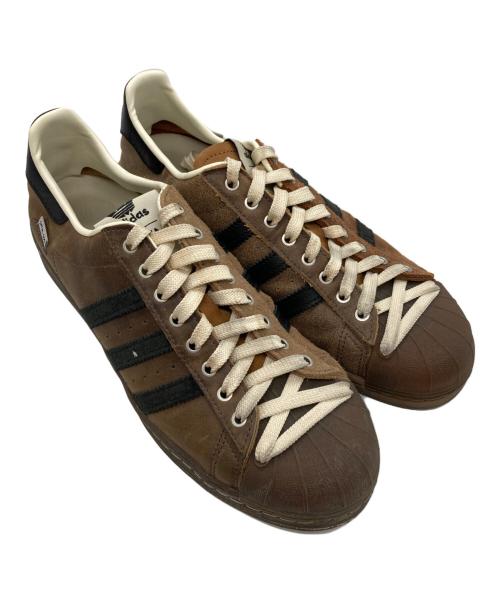 adidas（アディダス）adidas (アディダス) song for the mute (ソングフォーザミュート) SUPERSTAR 82 ブラウン サイズ:28.5の古着・服飾アイテム