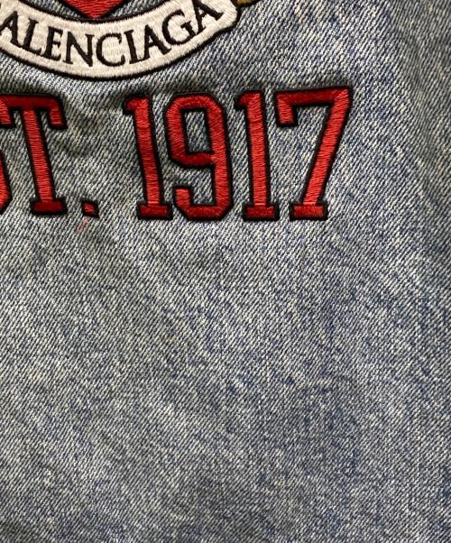 BALENCIAGA（バレンシアガ）BALENCIAGA (バレンシアガ) バックカレッジ刺繍デニムジャケット ブルー サイズ:Sの古着・服飾アイテム
