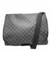 LOUIS VUITTON（ルイ ヴィトン）の古着「メッセンジャーバッグ　ダミエ」｜ブラック