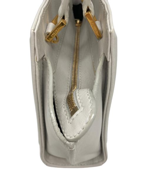 TASAKI（タサキ）TASAKI (タサキ) ポル レリキアエ ハンドバッグ ライトグレーの古着・服飾アイテム