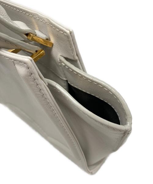 TASAKI（タサキ）TASAKI (タサキ) ポル レリキアエ ハンドバッグ ライトグレーの古着・服飾アイテム
