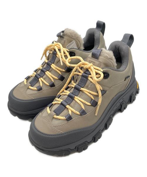 UGG（アグ）UGG (アグ) Metrotrek Hiker　メトロトレックハイカー　スニーカー ベージュ サイズ:25㎝の古着・服飾アイテム