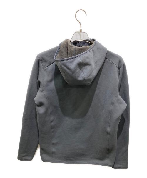 ARC'TERYX（アークテリクス）ARC'TERYX (アークテリクス) Kyanite AR Hoody グレー サイズ:Ｍの古着・服飾アイテム