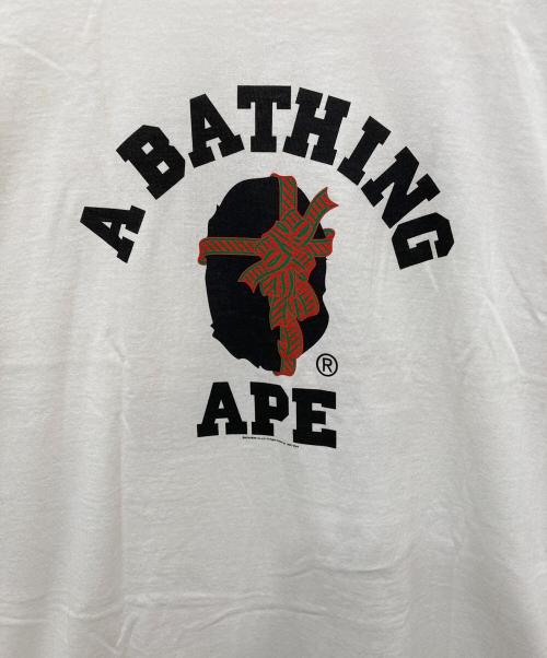 A BATHING APE（アベイシングエイプ）A BATHING APE (アベイシングエイプ) プリントTシャツ ホワイト サイズ:Lの古着・服飾アイテム