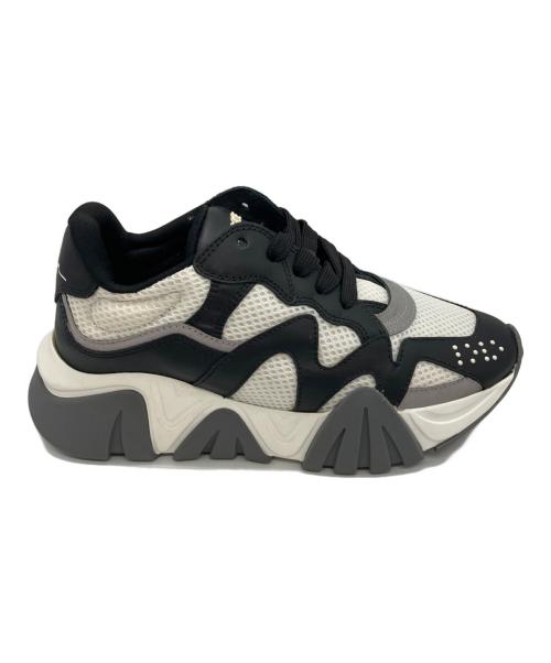 VERSACE（ヴェルサーチェ）VERSACE (ヴェルサーチェ) SQUALO CHUNKY SNEAKERS ブラック×ホワイト サイズ:35の古着・服飾アイテム