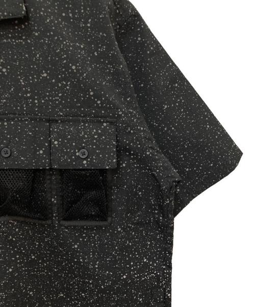 GRIP SWANY（グリップスワニー）GRIP SWANY (グリップスワニー) atmos (アトモス) CAMP SHIRT ブラック サイズ:Mの古着・服飾アイテム