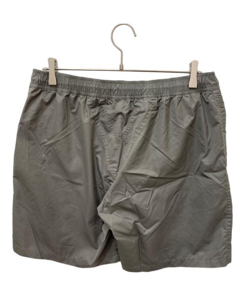 LOUIS VUITTON（ルイ ヴィトン）LOUIS VUITTON (ルイ ヴィトン) ロゴラバーハーフパンツ グレー サイズ:Ｌの古着・服飾アイテム