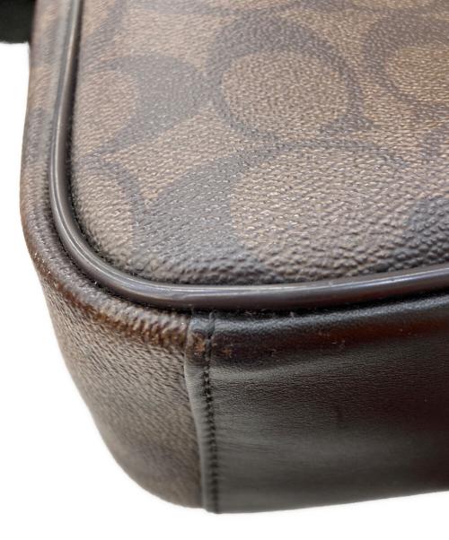 COACH（コーチ）COACH (コーチ) シグネチャーショルダーバック ブラウンの古着・服飾アイテム