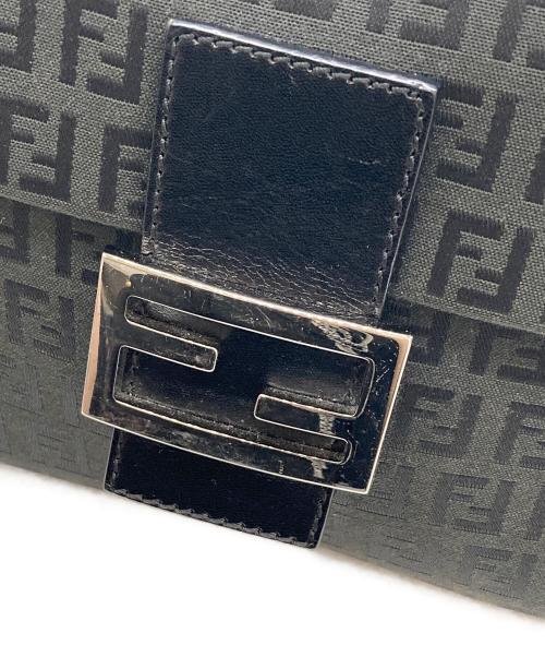 FENDI（フェンディ）FENDI (フェンディ) ショルダーバッグ　ズッキーノ ブラックの古着・服飾アイテム