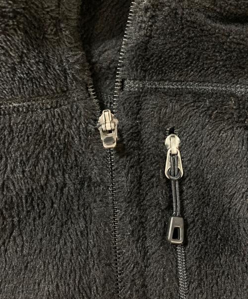 Patagonia（パタゴニア）Patagonia (パタゴニア) R2 FLEECE JACKET ブラック サイズ:Mの古着・服飾アイテム
