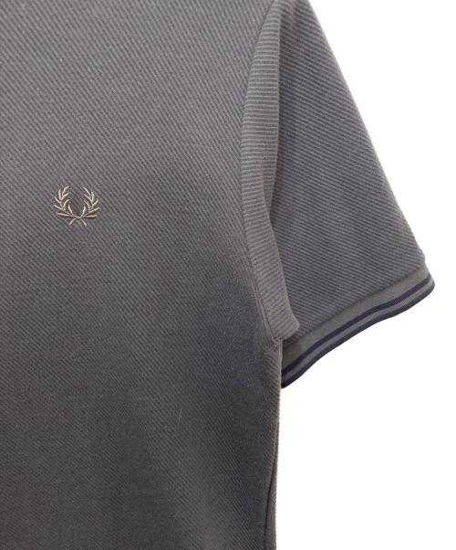 FRED PERRY（フレッドペリー）FRED PERRY (フレッドペリー) 半袖カットソー グレー サイズ:Ⅼの古着・服飾アイテム