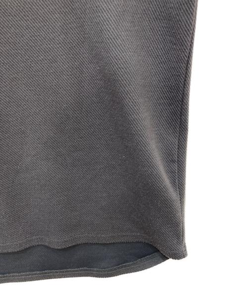 FRED PERRY（フレッドペリー）FRED PERRY (フレッドペリー) 半袖カットソー グレー サイズ:Ⅼの古着・服飾アイテム