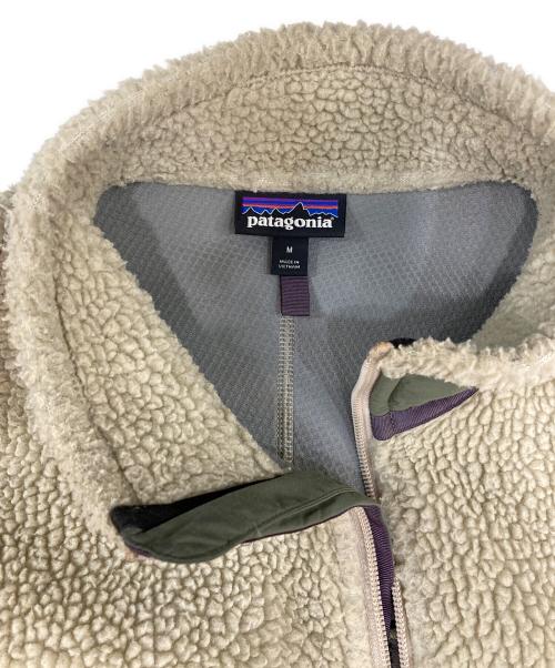 Patagonia（パタゴニア）Patagonia (パタゴニア) CLASSIC RETRO-X JACKET ベージュ サイズ:Ｍの古着・服飾アイテム