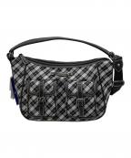 BURBERRY BLUE LABELバーバリー ブルー レーベル）の古着「ダブルポケットチェックショルダーバック」｜ブラック