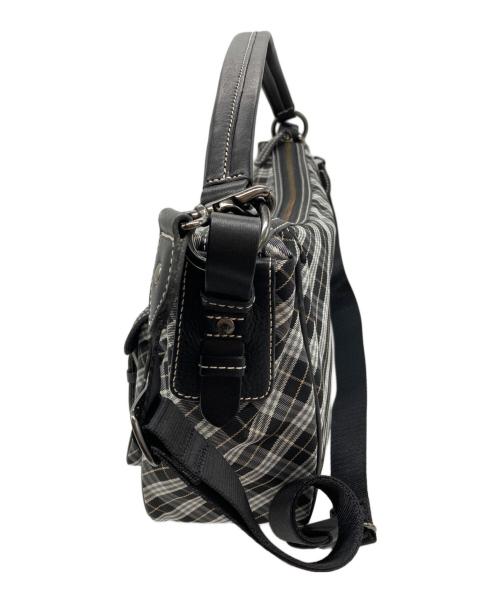 BURBERRY BLUE LABEL（バーバリー ブルー レーベル）BURBERRY BLUE LABEL (バーバリー ブルー レーベル) ダブルポケットチェックショルダーバック ブラックの古着・服飾アイテム